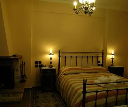 Апартаменты Aristarchos Lodge *