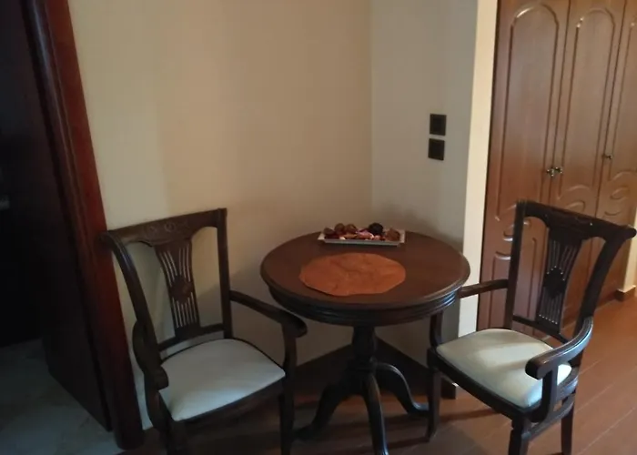 Aristarchos Lodge كالافريتا